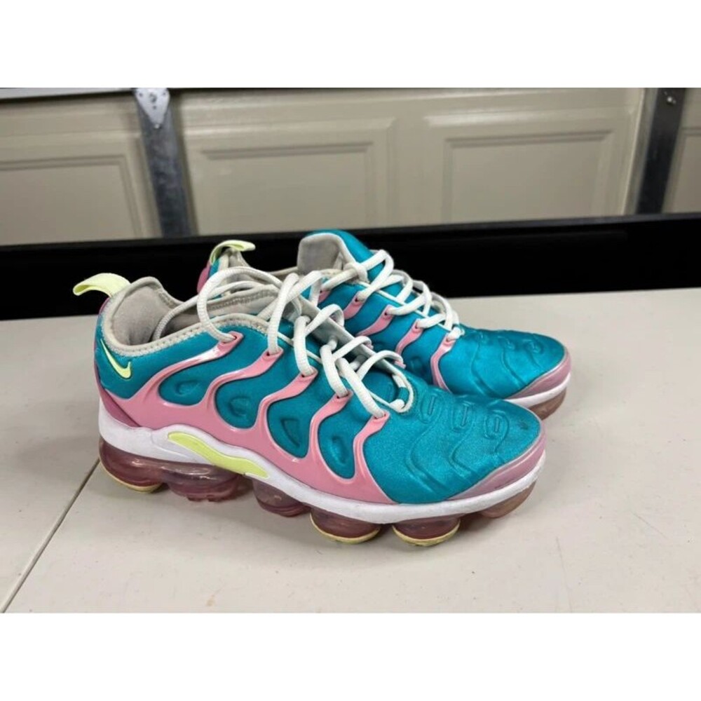 Nike Air VaporMax Plus Women 6.5